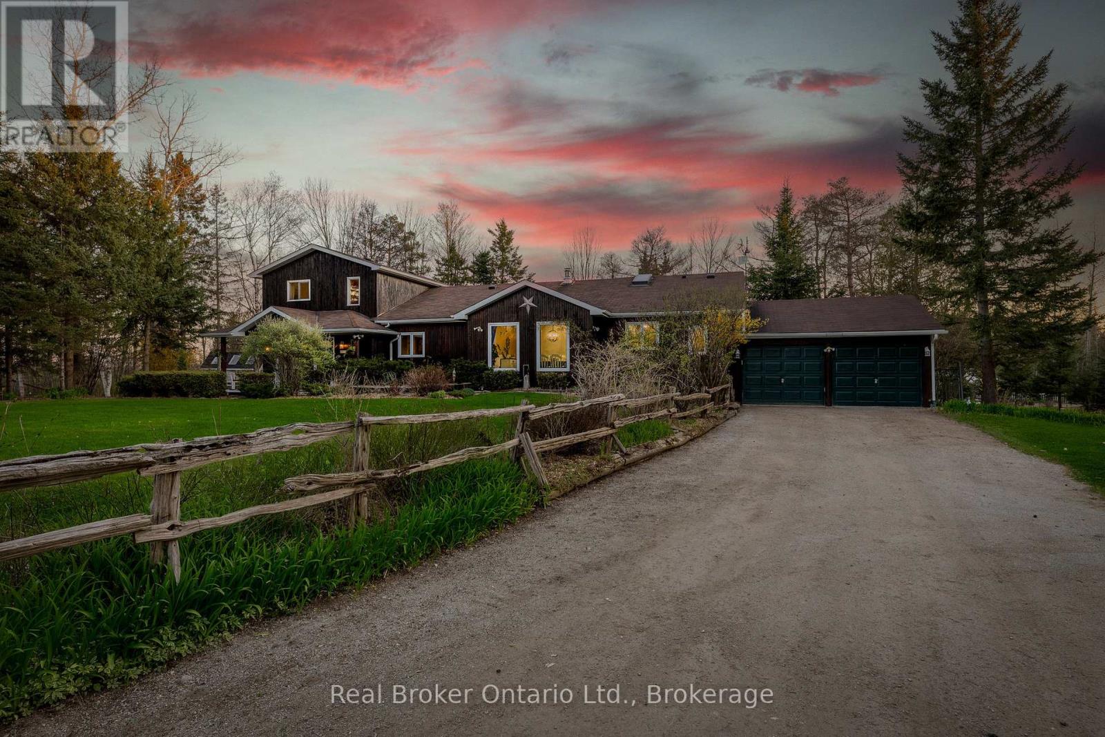 6024 Fourth Line, Erin, Ontario  L0N 1N0 - Photo 3 - X12140954