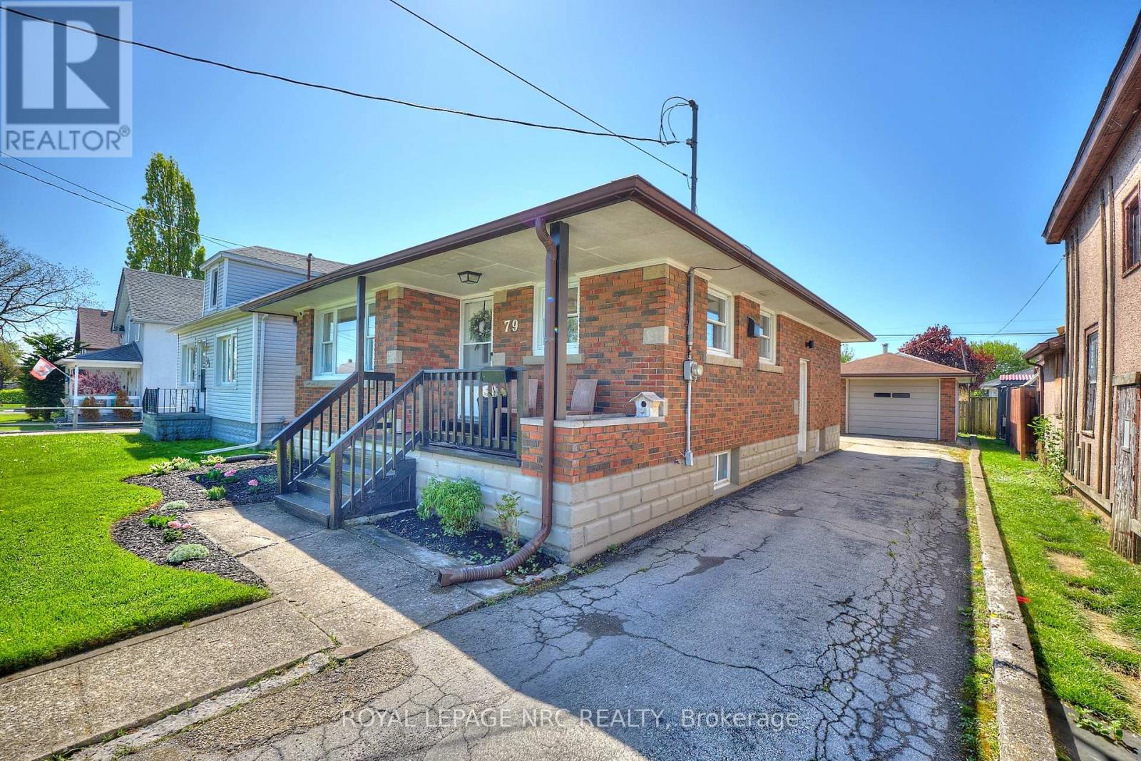 79 Cross Street, Port Colborne, Ontario  L3K 1L1 - Photo 2 - X12172648