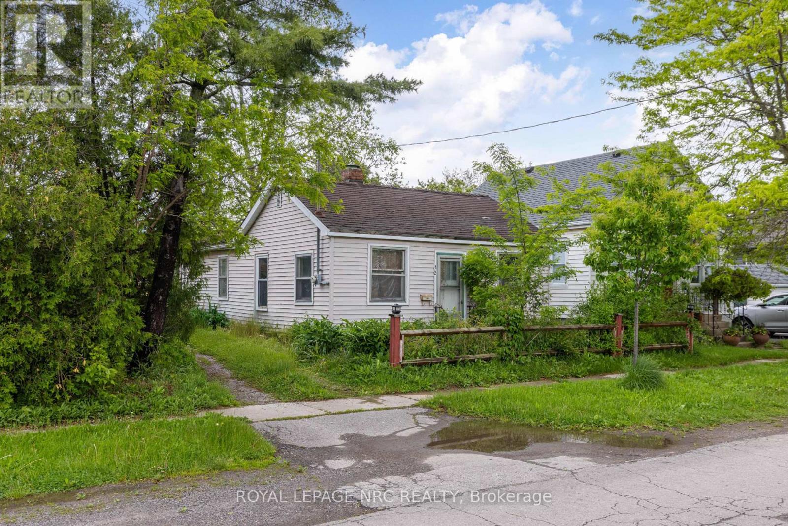 Property at 12 BAILEY STREET image 1