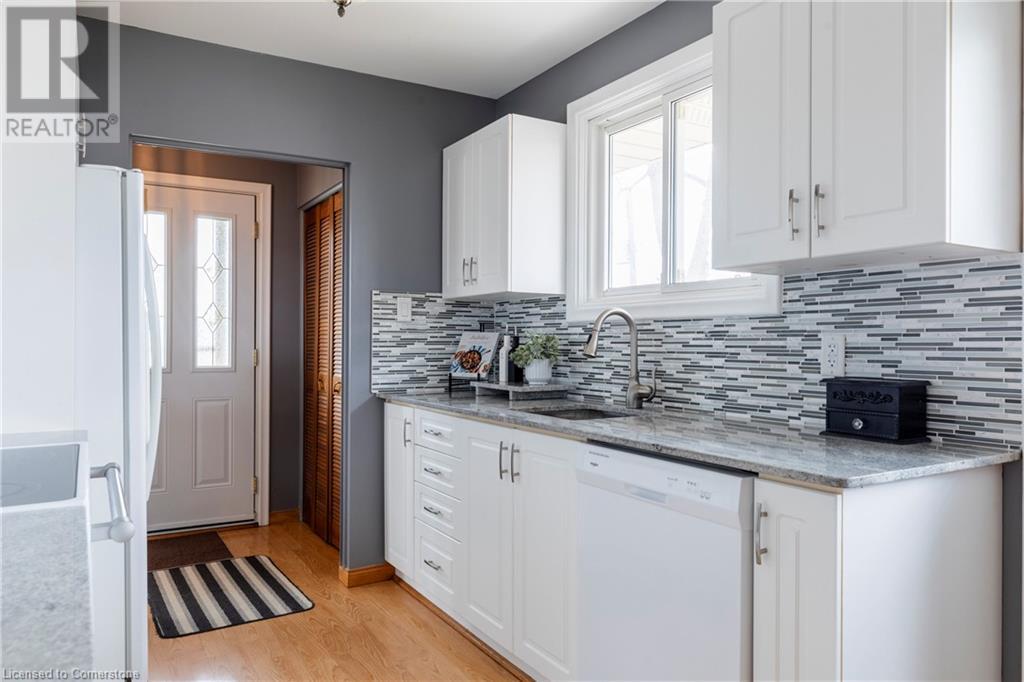2 Melody Court, Hamilton, Ontario  L8V 2M4 - Photo 12 - 40711881