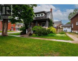 190 Victoria Avenue N, North Perth (Listowel), Ca