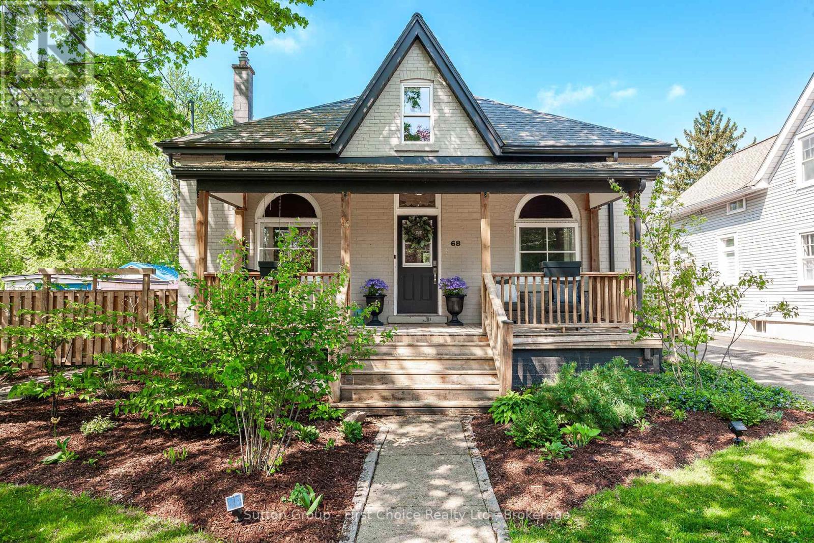 68 HOME STREET, Stratford, Ontario