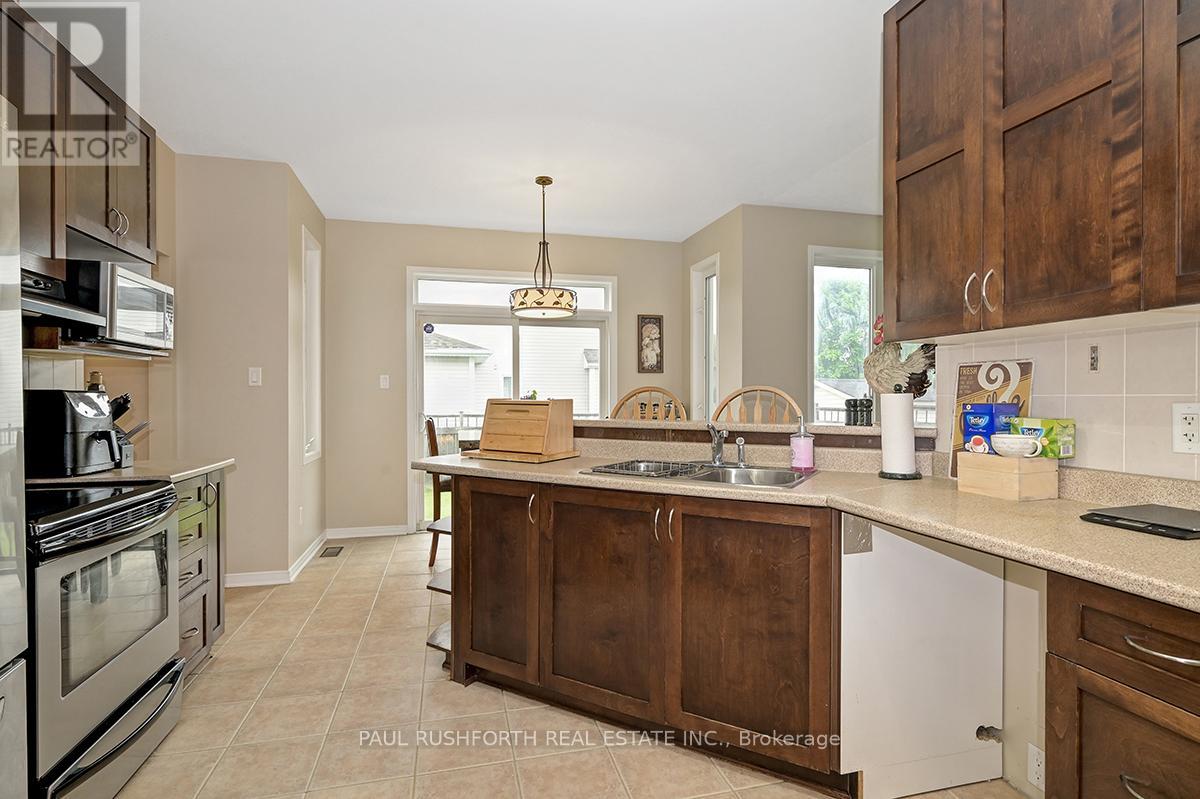 200 Allgrove Way, Ottawa, Ontario  K2S 2H7 - Photo 10 - X12172675