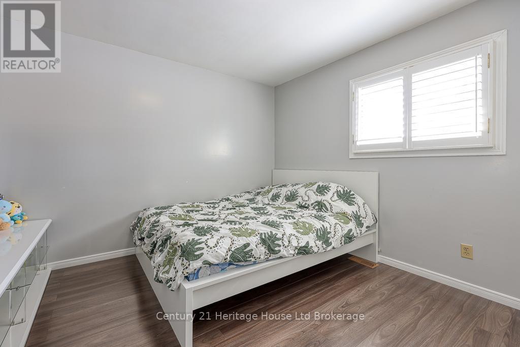 2 Chippewa Avenue, Woodstock, Ontario N4T 1A1 - Photo 13 - X12170217