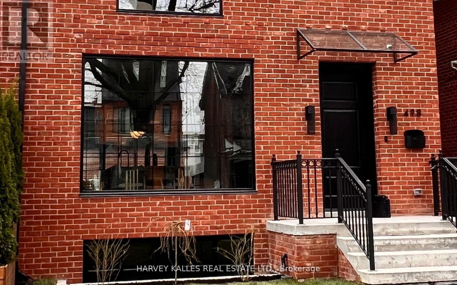 498 Roxton Road, Toronto (Palmerston-Little Italy), Ontario  M6G 3R4 - Photo 3 - C12172621