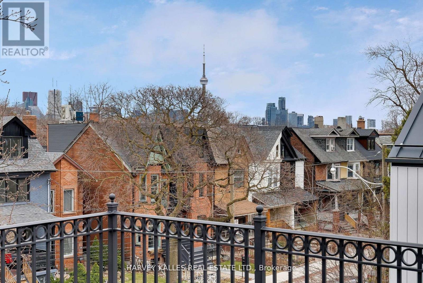 498 Roxton Road, Toronto (Palmerston-Little Italy), Ontario  M6G 3R4 - Photo 4 - C12172621