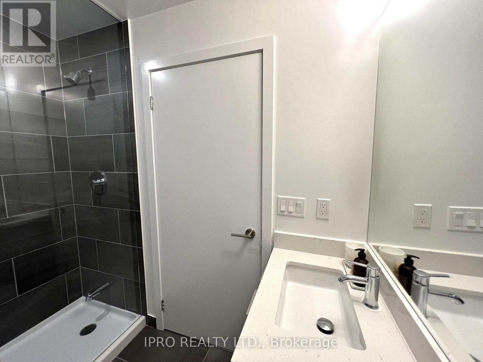 706 - 32 Forest Manor Road, Toronto, Ontario  M2J 0H2 - Photo 17 - C12172679