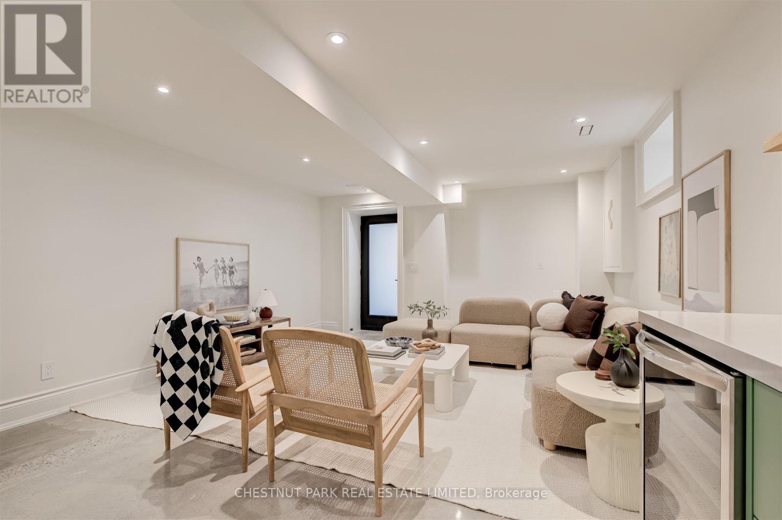 539 Crawford Street, Toronto, Ontario  M6G 3J9 - Photo 25 - C12172695