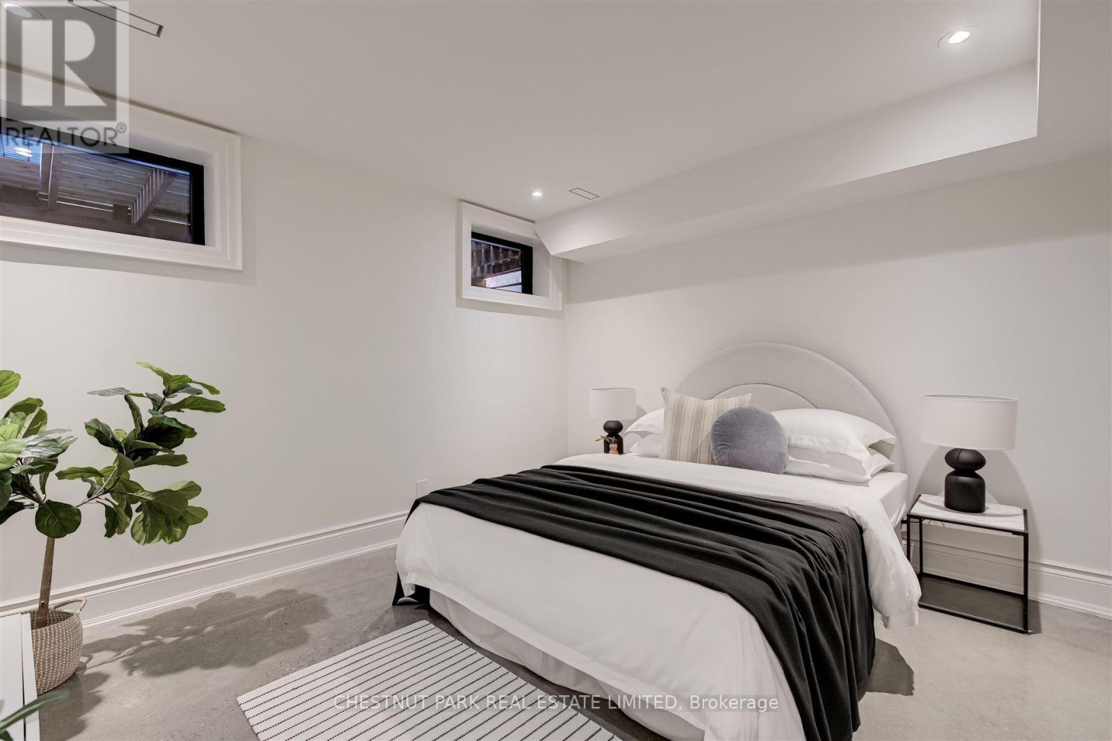 539 Crawford Street, Toronto, Ontario  M6G 3J9 - Photo 28 - C12172695