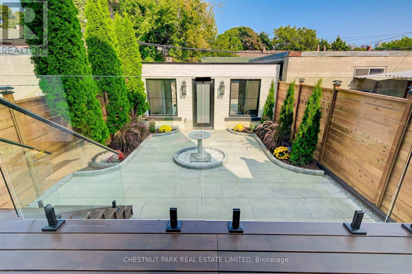 539 Crawford Street, Toronto, Ontario  M6G 3J9 - Photo 32 - C12172695