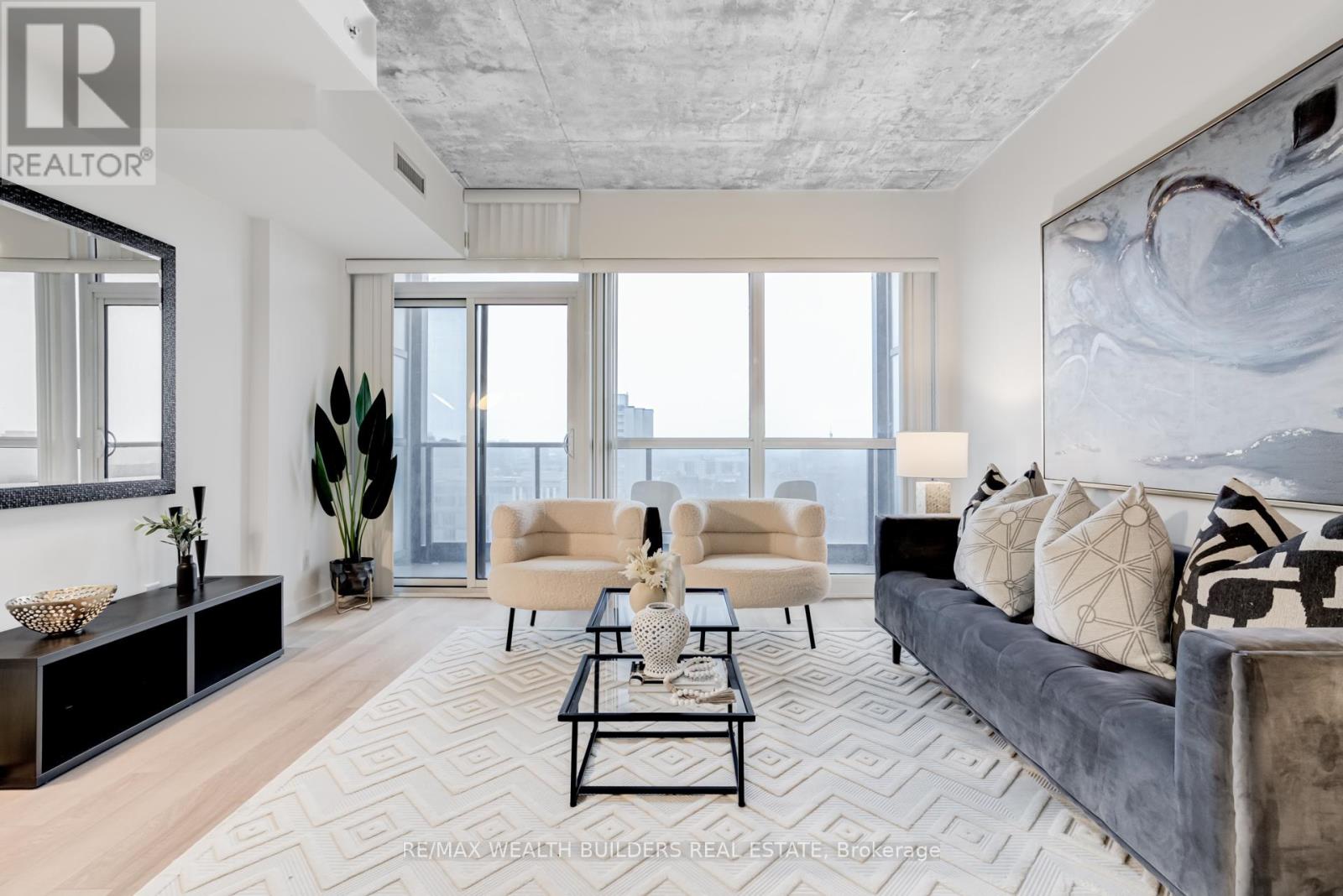 1706 - 210 SIMCOE STREET, Toronto, Ontario