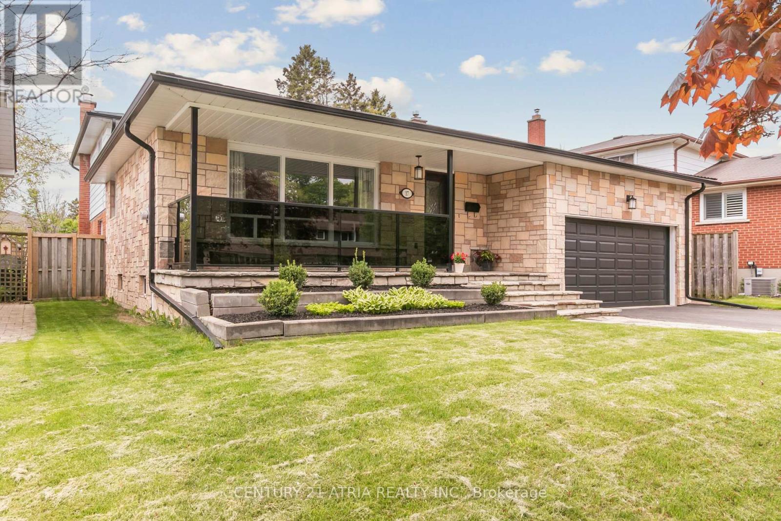 17 Janellan Terrace, Toronto, Ontario  M1E 3M8 - Photo 2 - E12172542