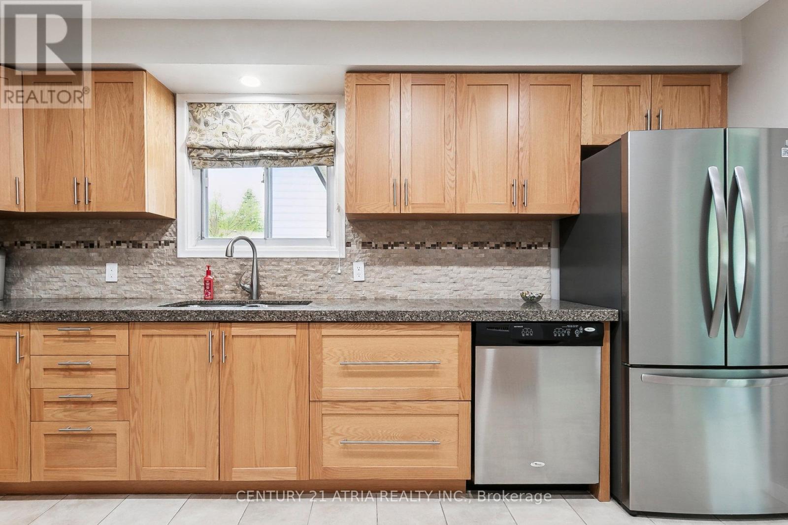 17 Janellan Terrace, Toronto, Ontario  M1E 3M8 - Photo 22 - E12172542