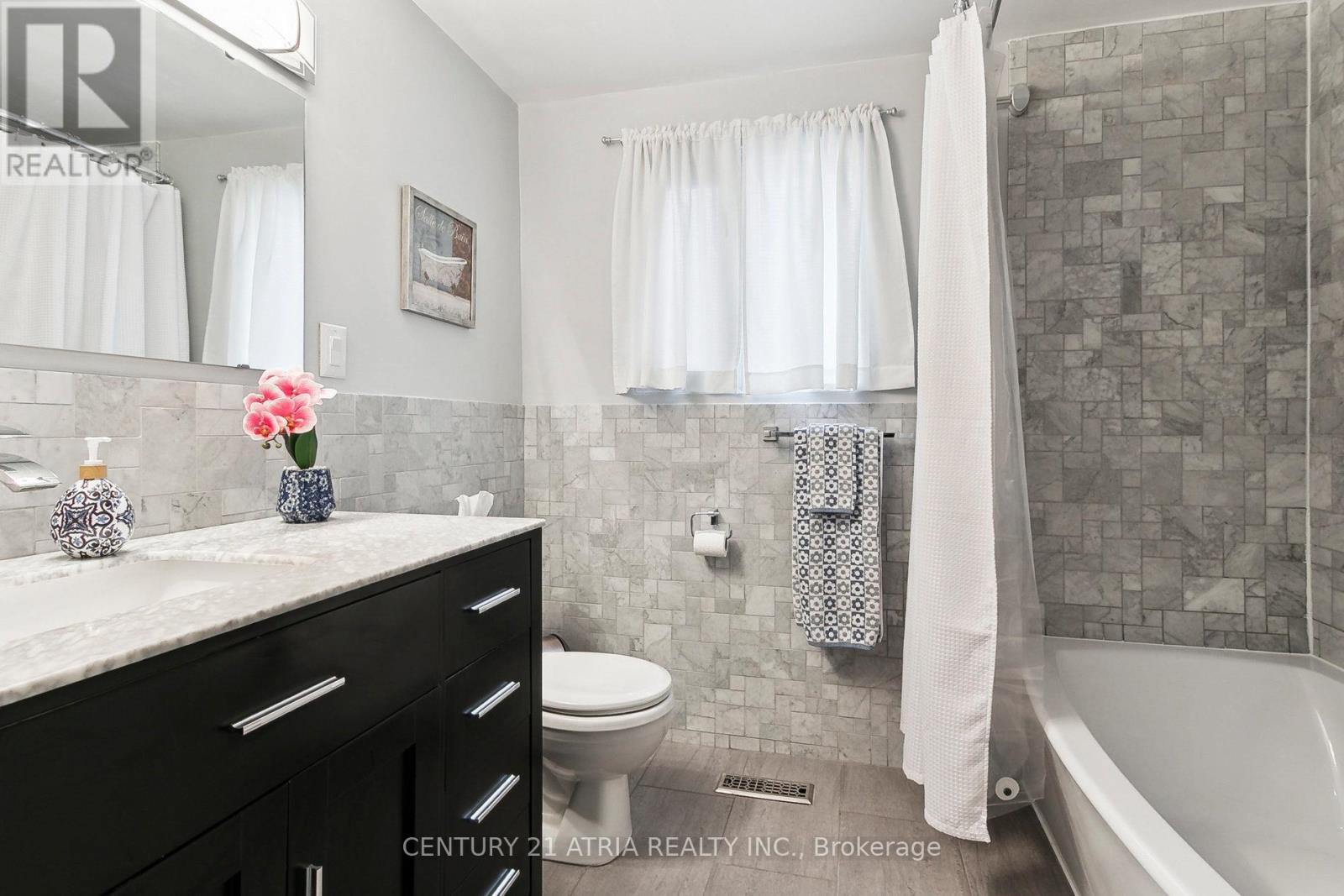 17 Janellan Terrace, Toronto, Ontario  M1E 3M8 - Photo 38 - E12172542