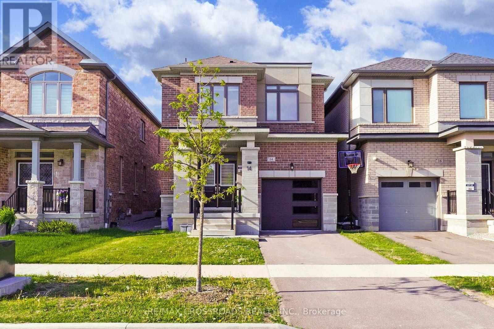 14 Ogston Crescent, Whitby, Ontario  L1P 0G9 - Photo 3 - E12172624