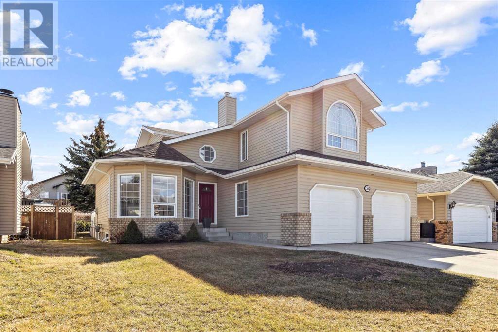 128 Maple Way Se, Airdrie, Alberta  T4A 1W2 - Photo 2 - A2209856
