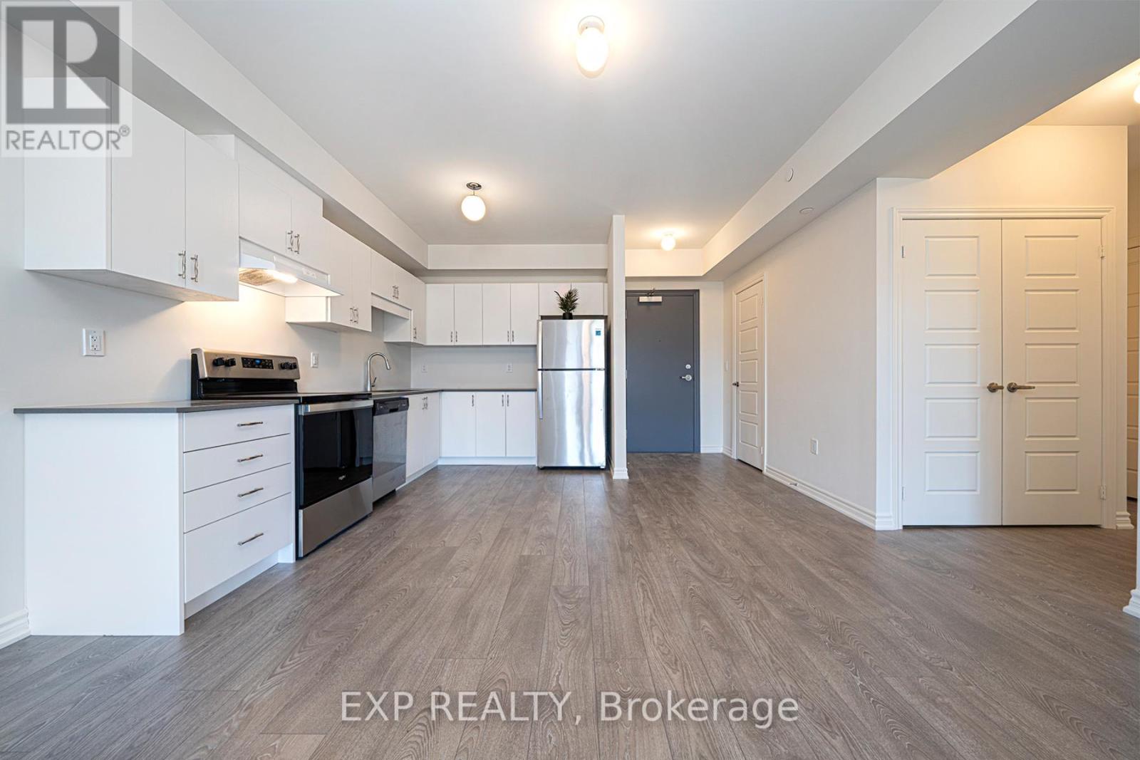 407 - 110 Grew Boulevard, Georgina, Ontario  L0E 1L0 - Photo 10 - N12172537