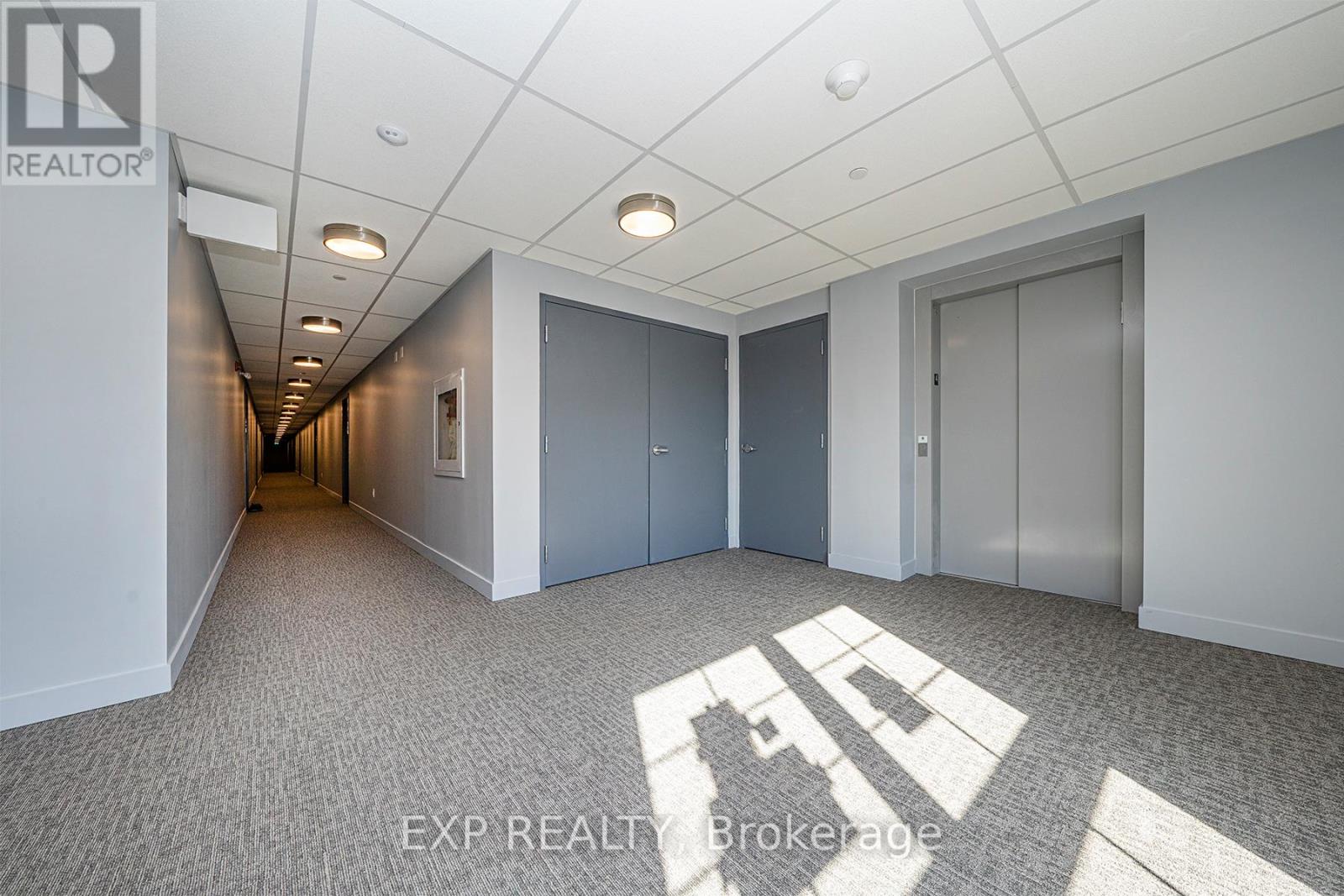 407 - 110 Grew Boulevard, Georgina, Ontario  L0E 1L0 - Photo 7 - N12172537