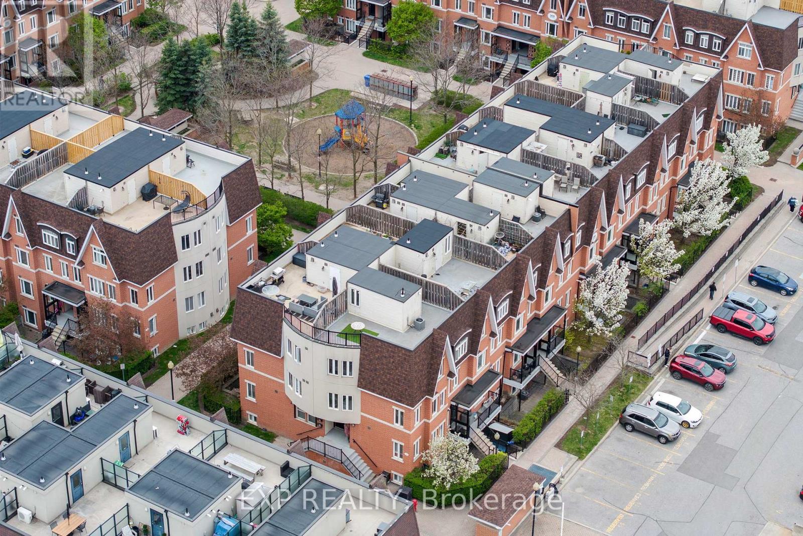 238 - 316 John Street, Markham, Ontario  L3T 0A7 - Photo 1 - N12172593