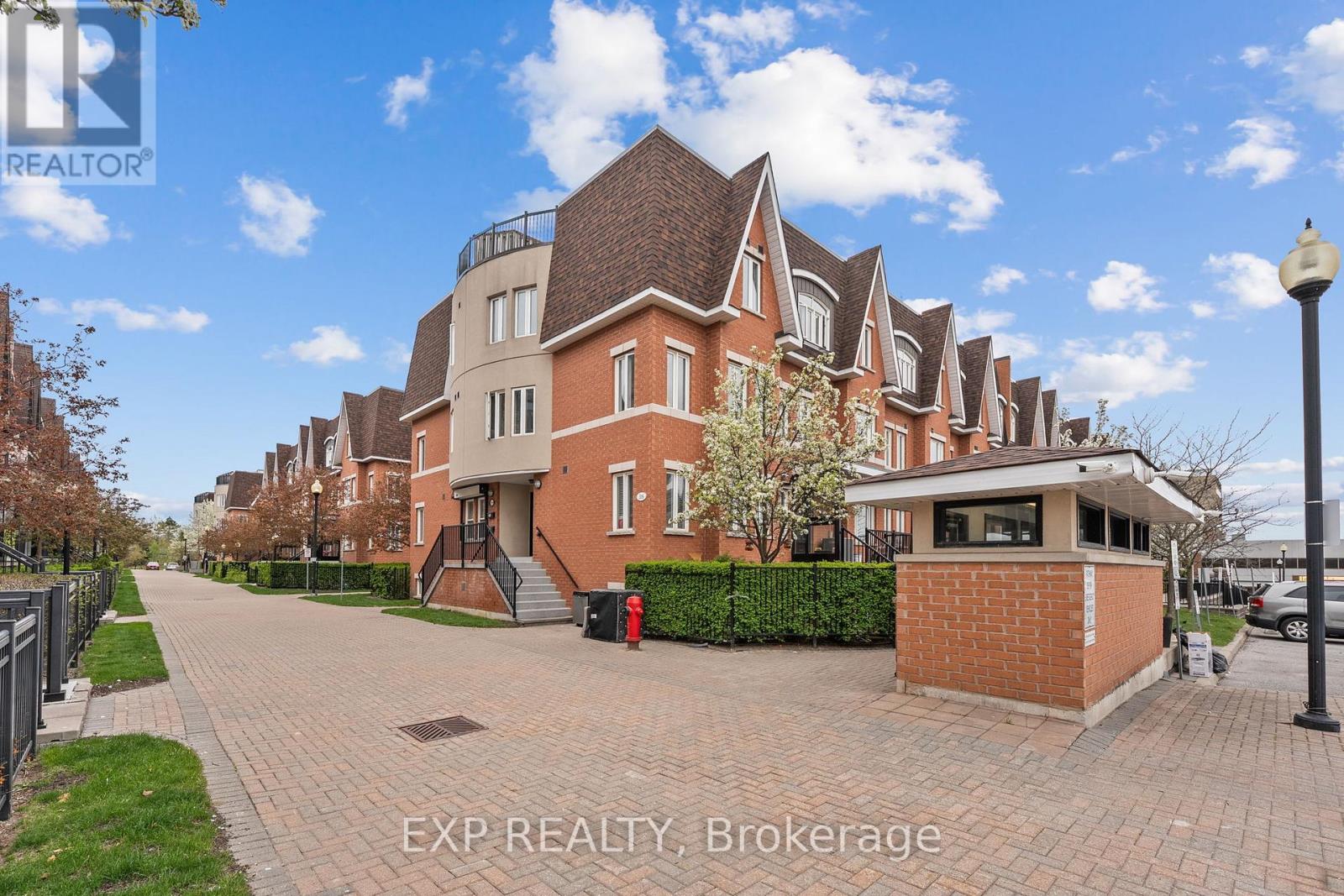 238 - 316 John Street, Markham, Ontario  L3T 0A7 - Photo 3 - N12172593