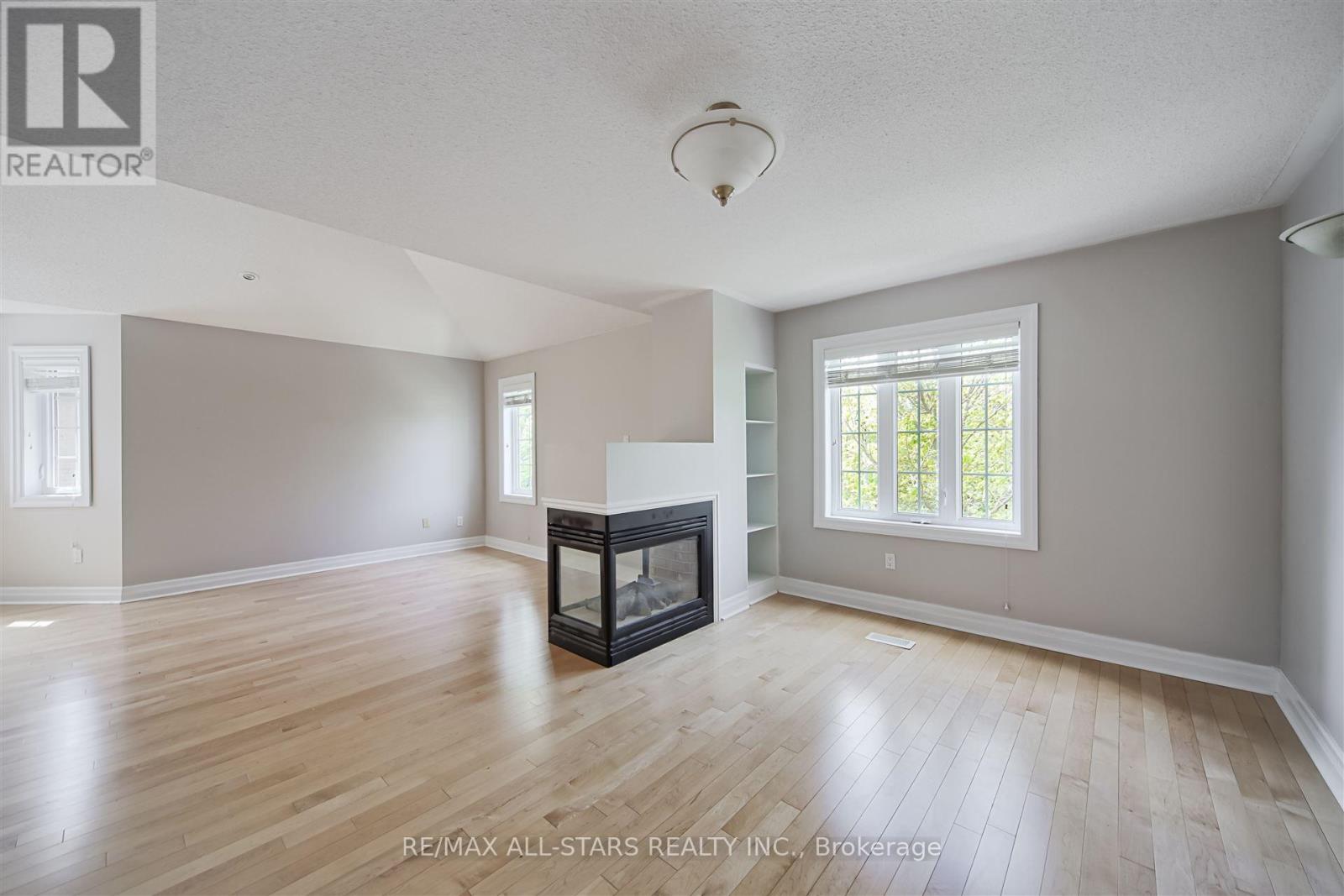 1 Silverflower Avenue, Markham, Ontario  L3S 4B7 - Photo 30 - N12172629