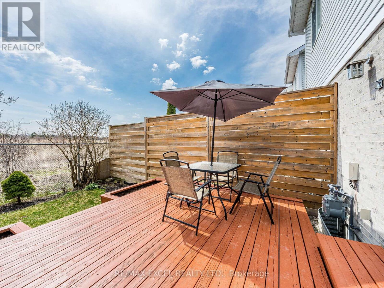97 William Curtis Circle, Newmarket (Gorham-College Manor), Ontario  L3Y 8L8 - Photo 39 - N12172674