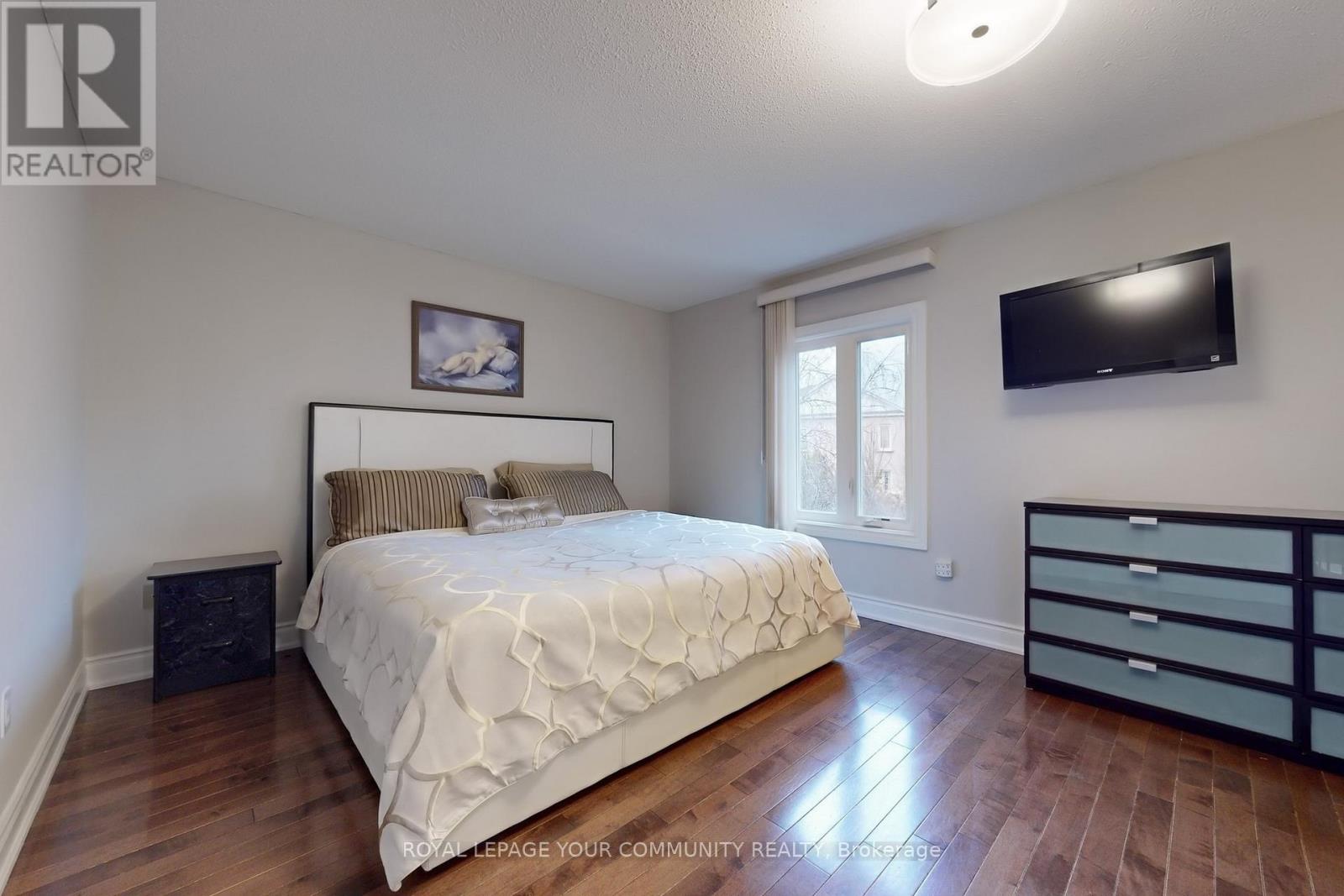 73 Highgrove Crescent, Richmond Hill, Ontario  L4C 7W7 - Photo 24 - N12172699