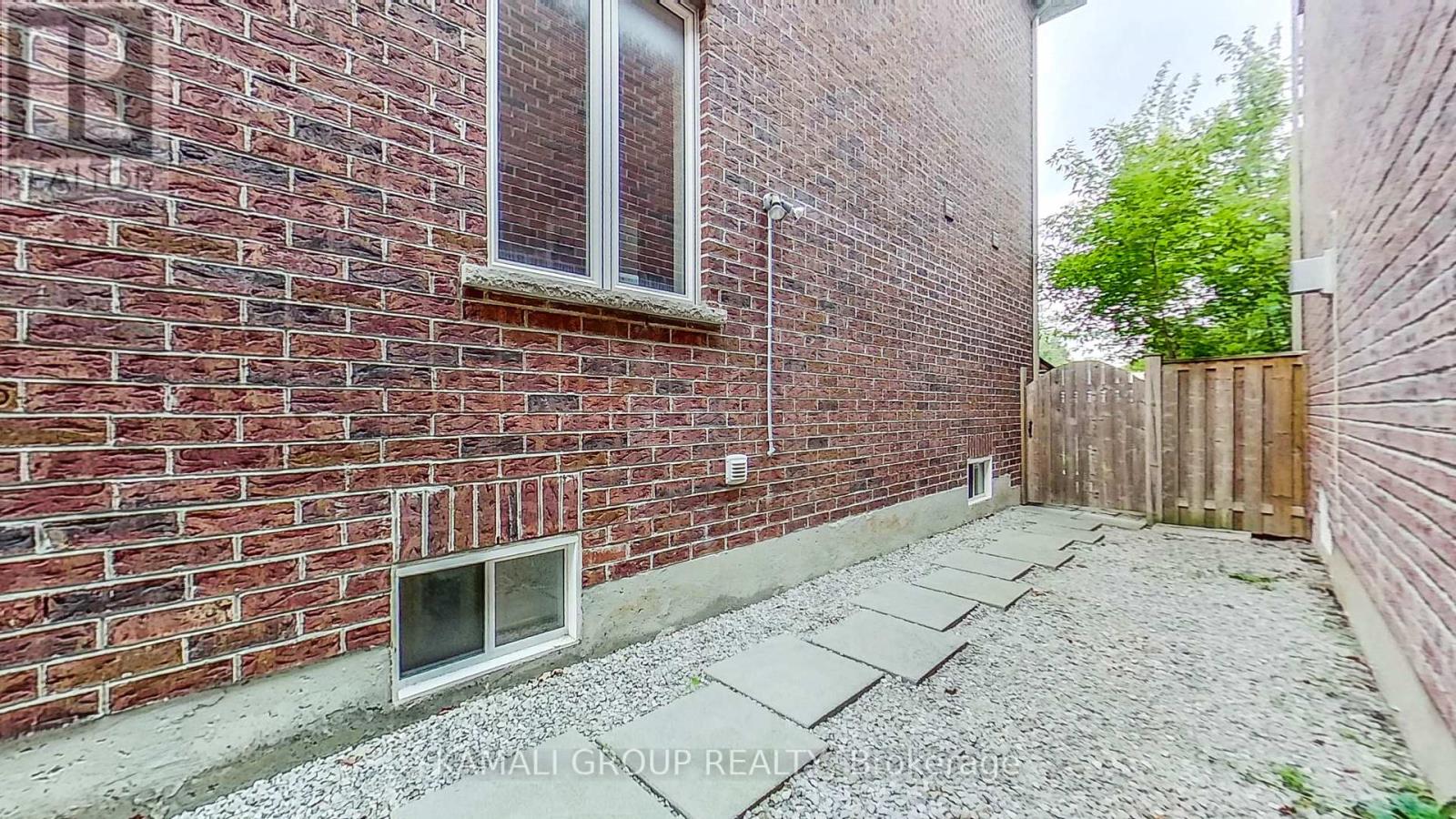 Bsmt #2 - 156 Townsgate Drive, Vaughan, Ontario  L4J 8J5 - Photo 12 - N12172708