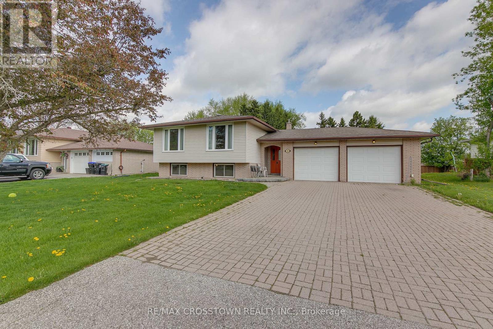 184 Murphy Road, Essa, Ontario  L3W 0A2 - Photo 3 - N12172721