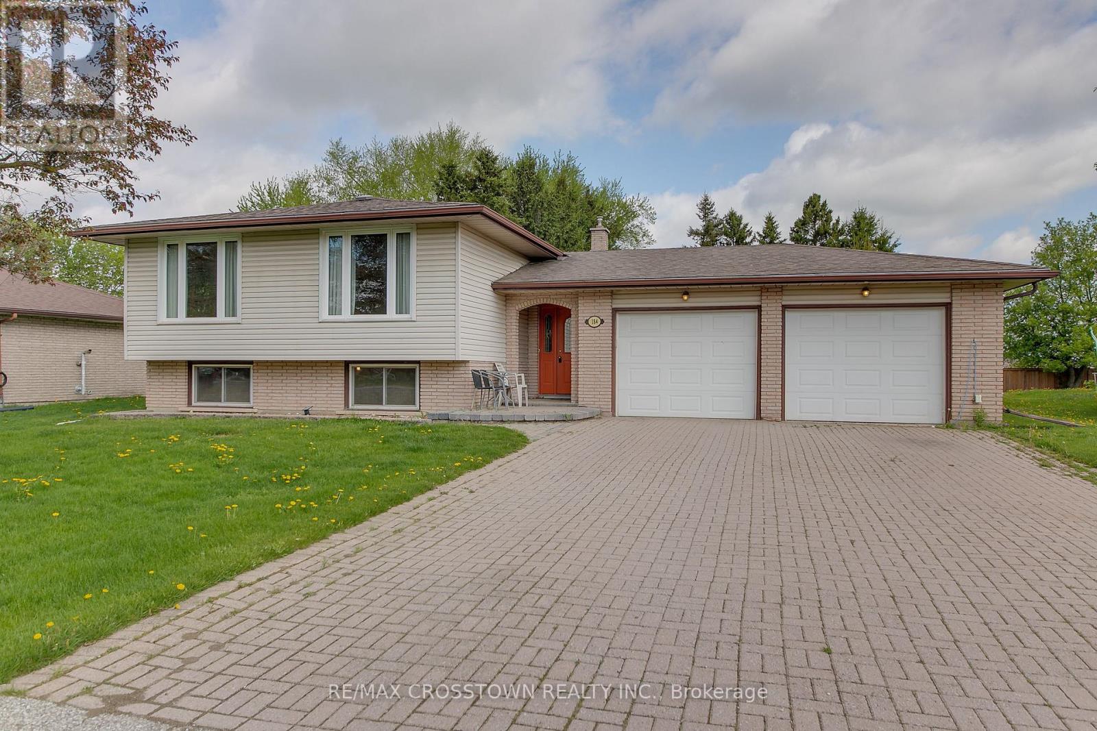 184 Murphy Road, Essa, Ontario  L3W 0A2 - Photo 4 - N12172721