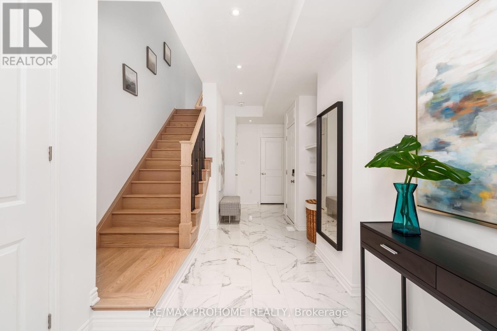 36 Azure Drive, Markham (Victoria Square), Ontario  L6C 3M4 - Photo 3 - N12172723
