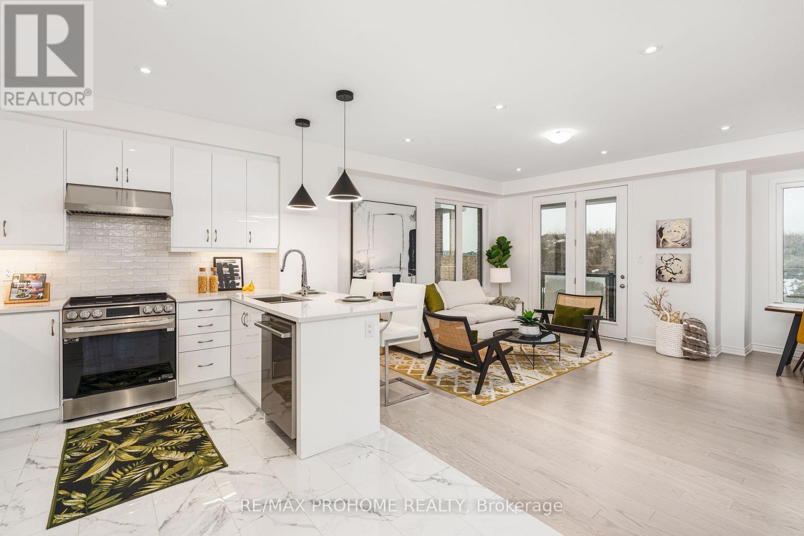36 Azure Drive, Markham (Victoria Square), Ontario  L6C 3M4 - Photo 6 - N12172723