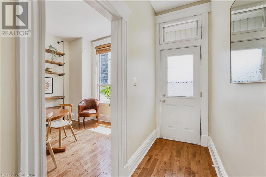 166 Market Street, Hamilton, Ontario  L8R 1N9 - Photo 6 - 40732605