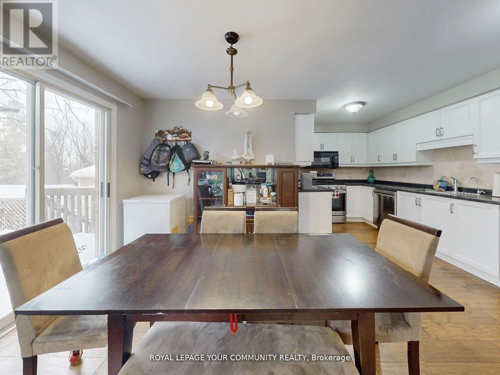 105 Brown Street, Barrie, Ontario  L4N 7V6 - Photo 10 - S12172525