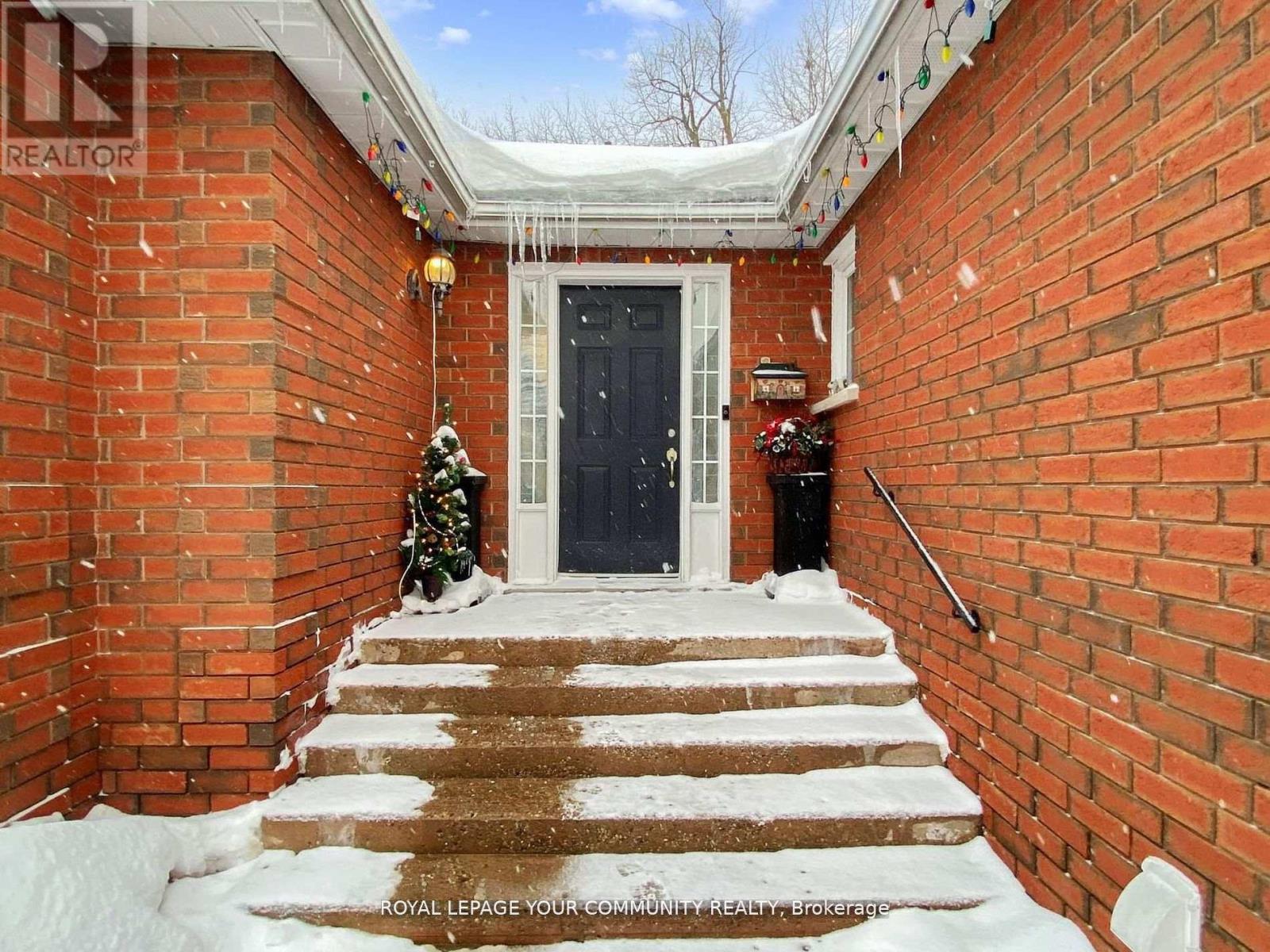 105 Brown Street, Barrie, Ontario  L4N 7V6 - Photo 34 - S12172525