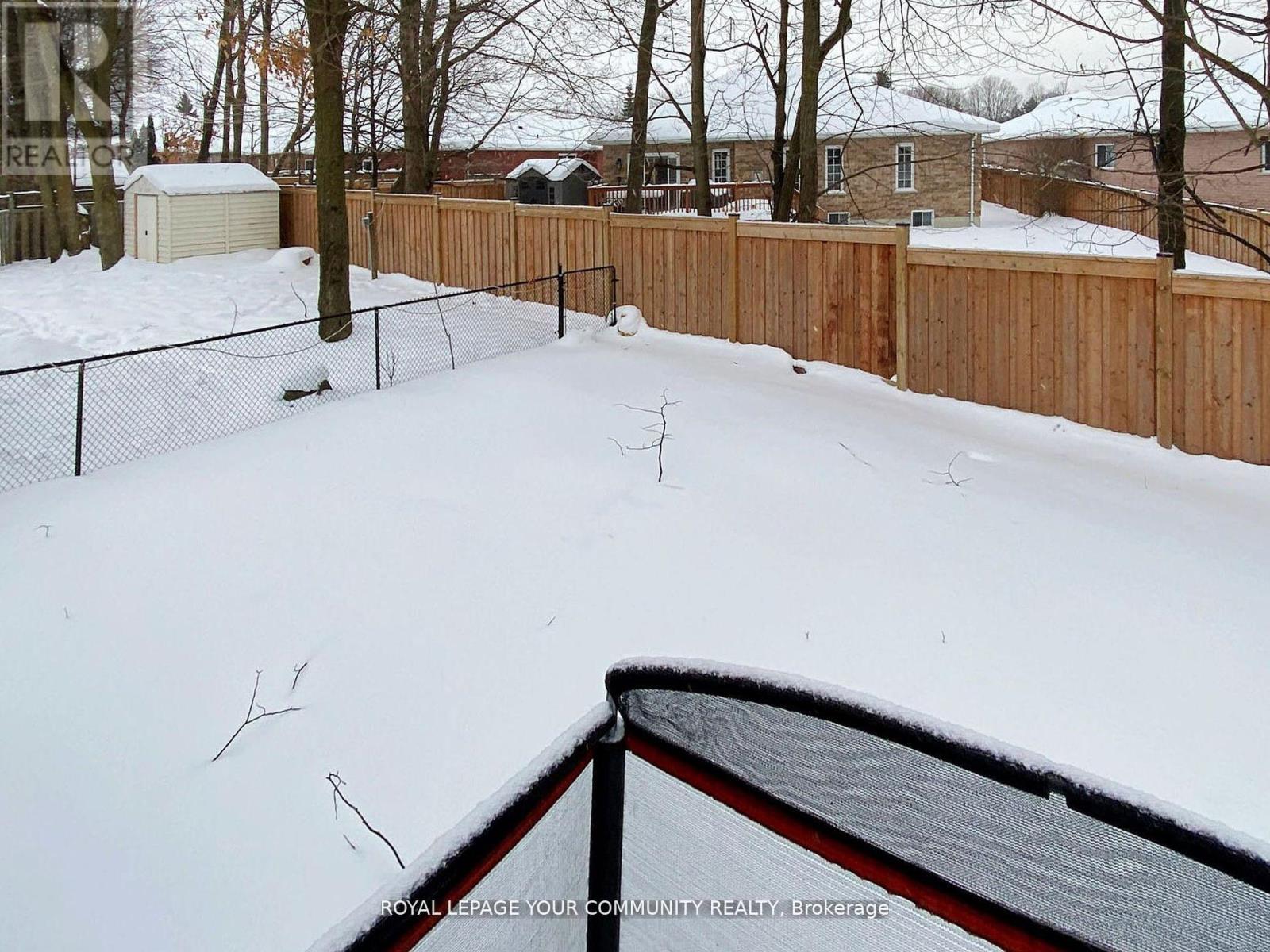 105 Brown Street, Barrie, Ontario  L4N 7V6 - Photo 36 - S12172525