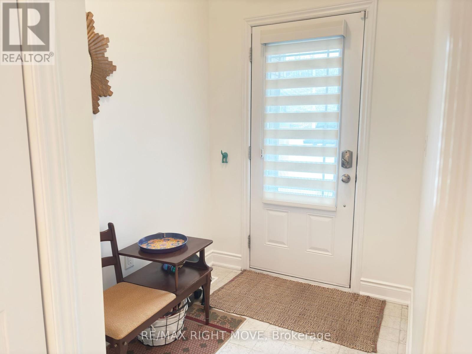 104 Lily Drive, Orillia, Ontario  L3V 0G3 - Photo 2 - S12172657
