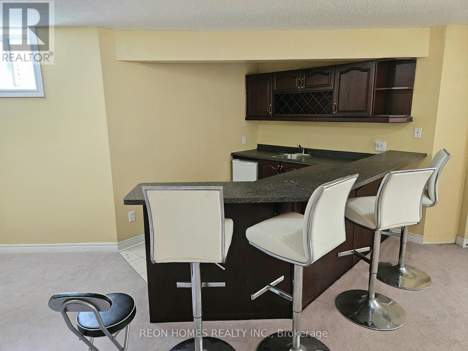 72 Niagara Drive, Oshawa, Ontario  L1G 8A5 - Photo 5 - E12169964
