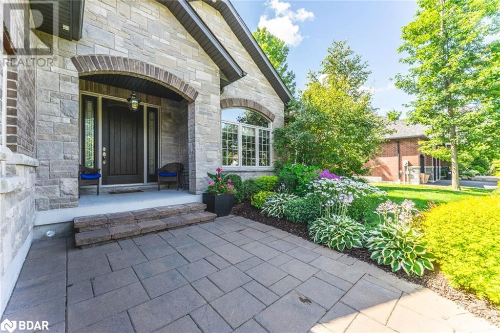 126 Mennill Drive, Springwater, Ontario  L9X 0J2 - Photo 3 - 40732931
