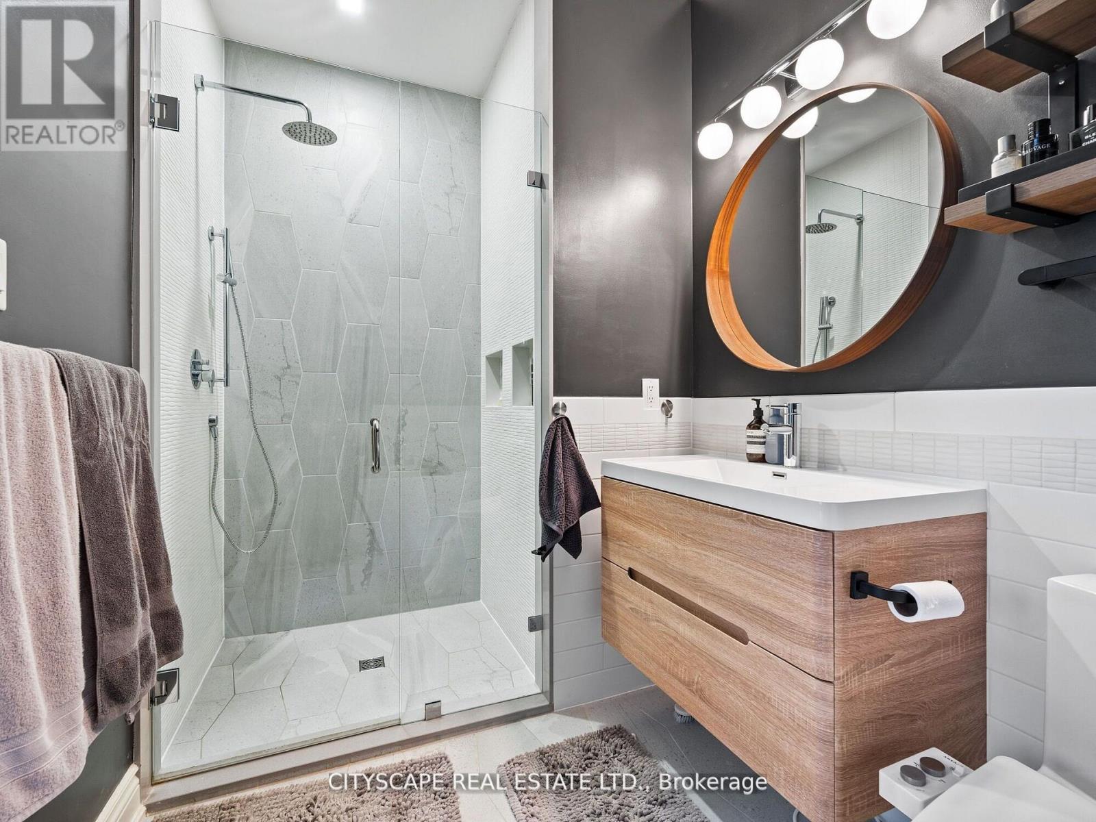 2241 Lyness Avenue S, Oakville, Ontario  L6M 5C2 - Photo 13 - W12172523