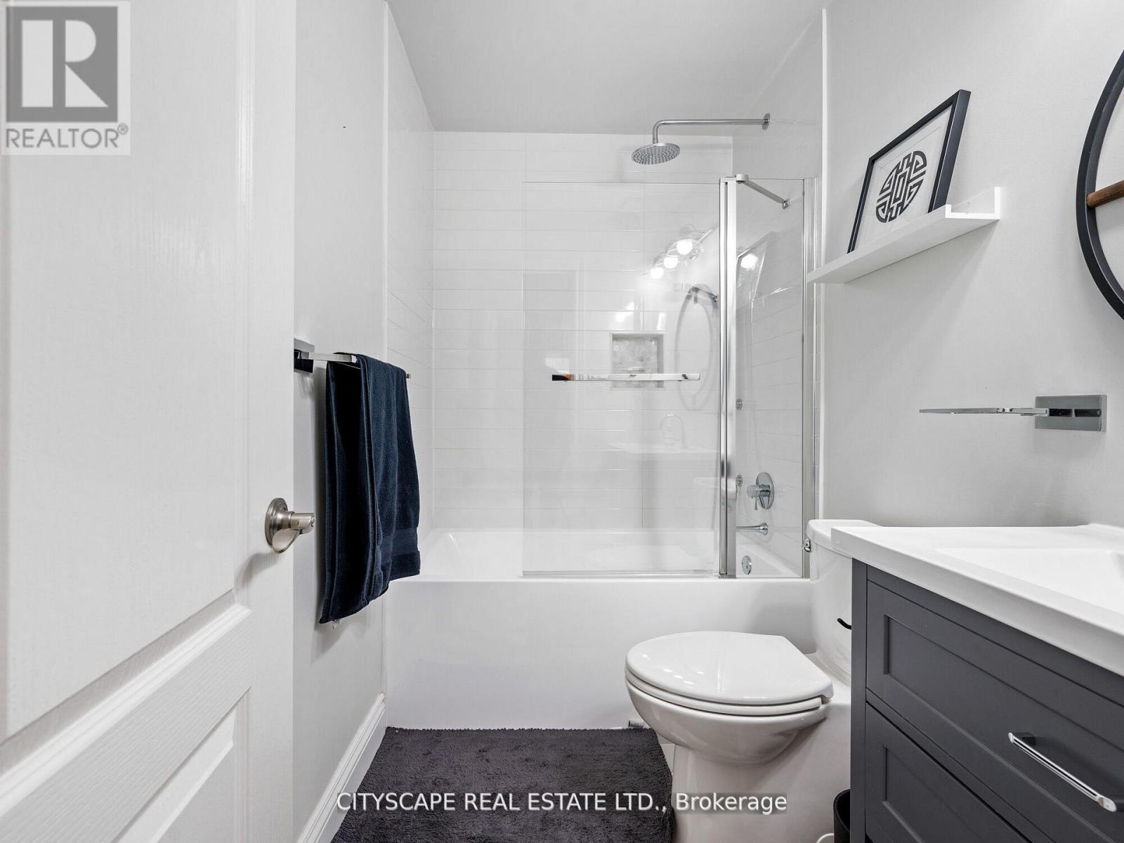 2241 Lyness Avenue S, Oakville, Ontario  L6M 5C2 - Photo 20 - W12172523