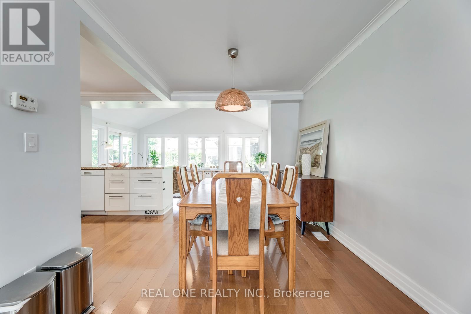 1377 Sheldon Avenue, Oakville, Ontario  L6L 2P9 - Photo 10 - W12172534