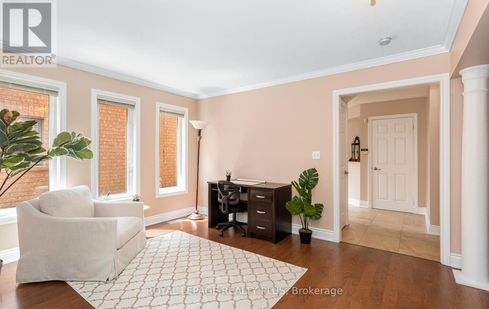 1134 Blueheron Boulevard, Mississauga, Ontario  L5V 2J7 - Photo 10 - W12172541