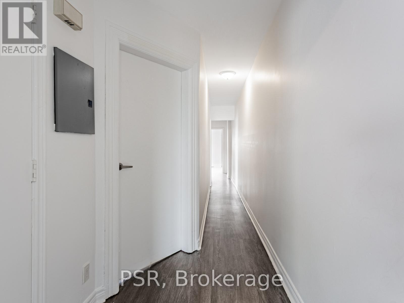 2 - 2042 Dundas Street, Toronto, Ontario  M6R 1W6 - Photo 6 - W12172555