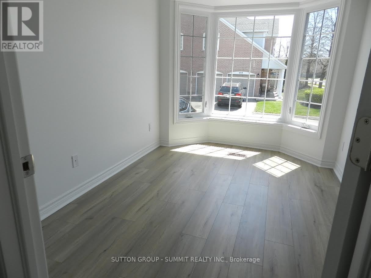 57b - 5305 Glen Erin Drive, Mississauga (Central Erin Mills), Ontario  L5M 5N7 - Photo 3 - W12172589