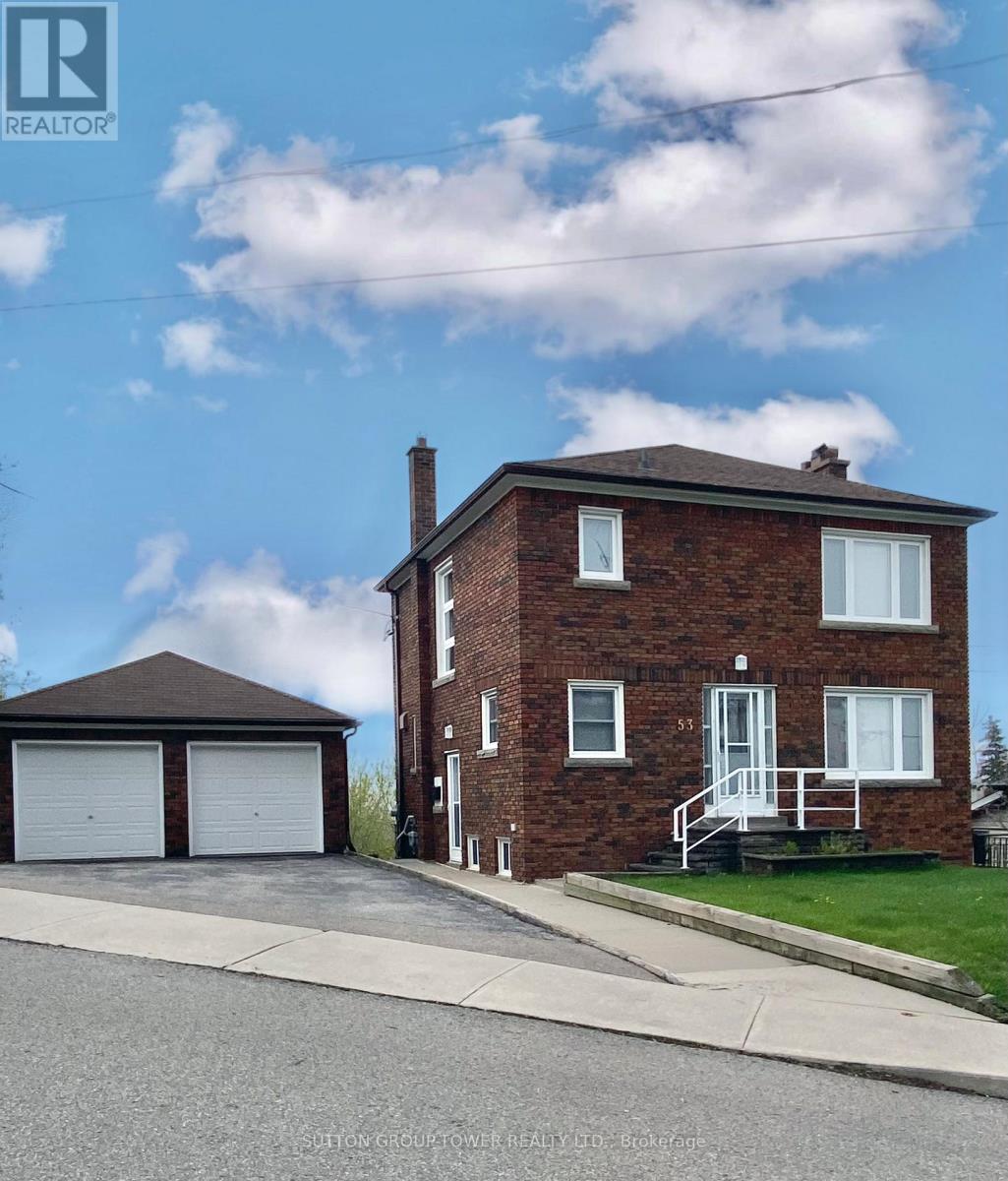 53 Venn Crescent, Toronto, Ontario  M6M 1S5 - Photo 2 - W12172612