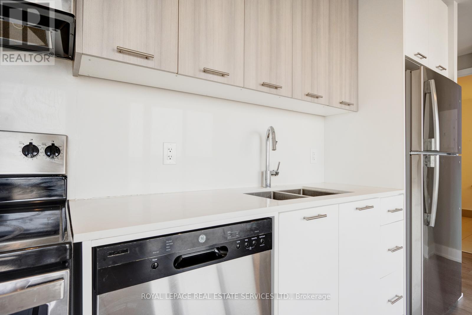 502 - 180 Veterans Drive, Brampton, Ontario  L7A 5G7 - Photo 22 - W12172620