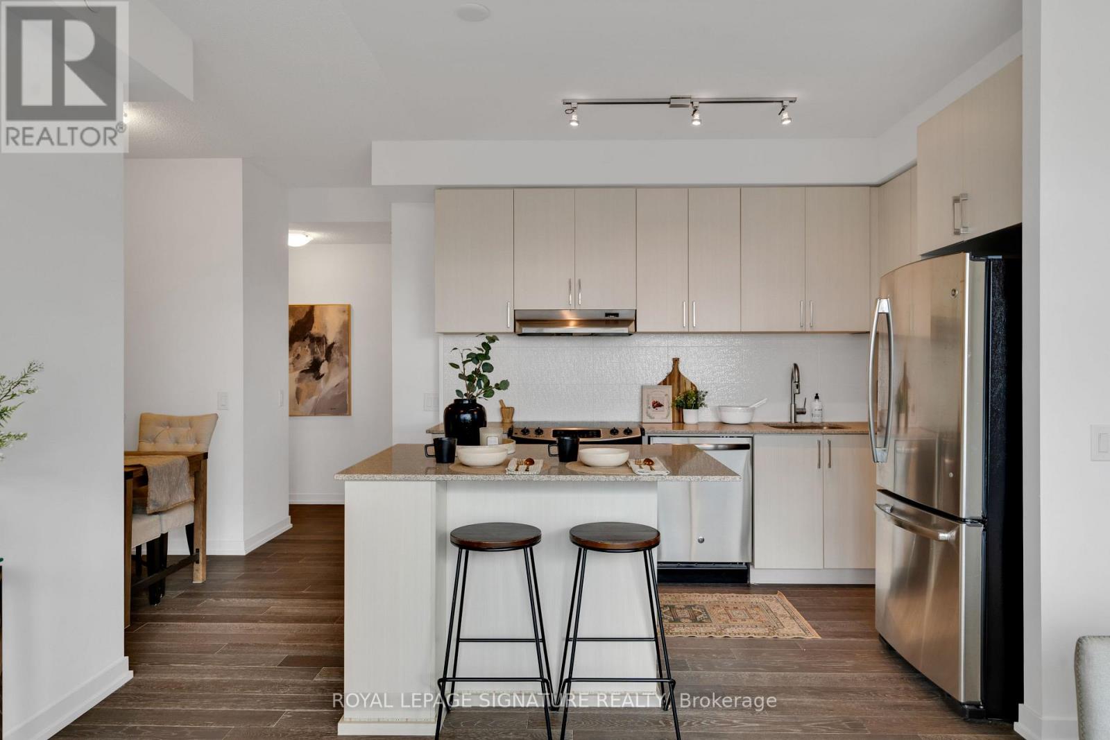 610 - 2560 Eglinton Avenue W, Mississauga, Ontario  L5M 0Y3 - Photo 8 - W12172689