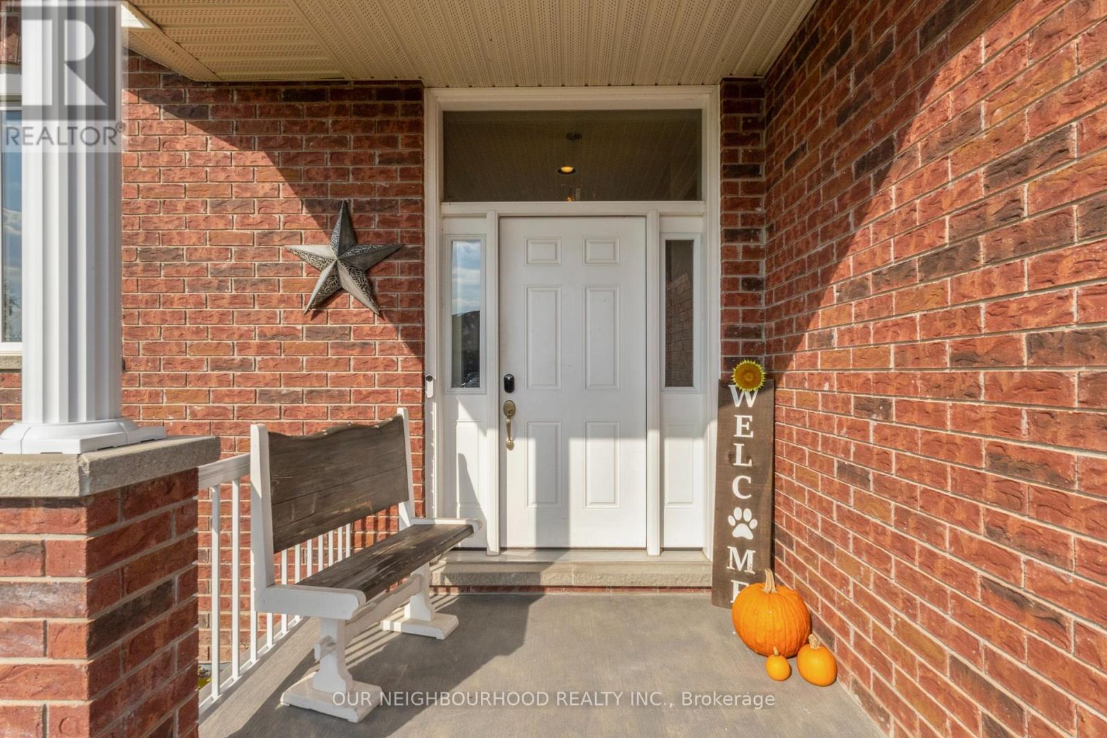 Property at 54 MCINTOSH CRESCENT image 2