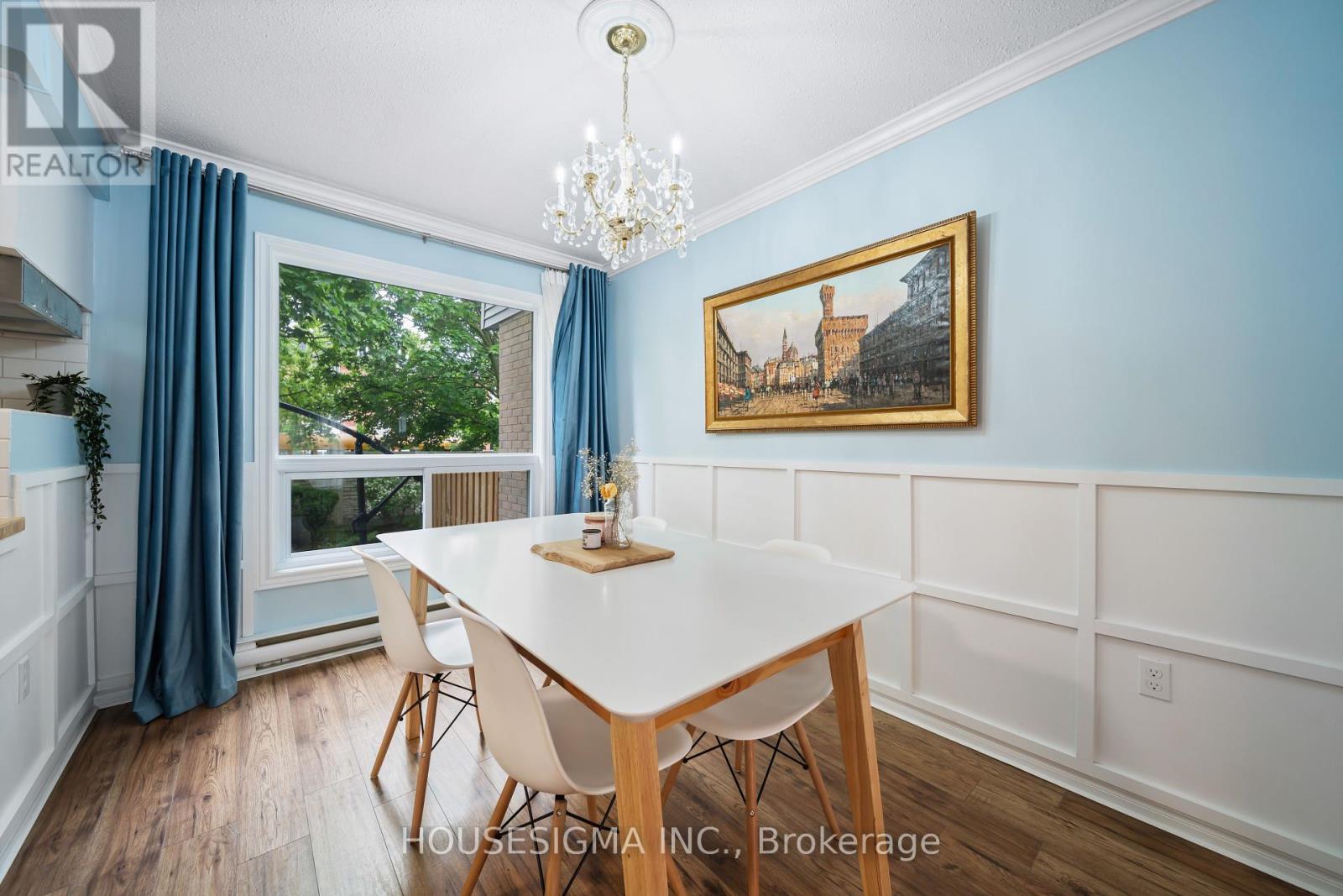 Photo 11 of 40 for 2 - 1290 Bentley Drive